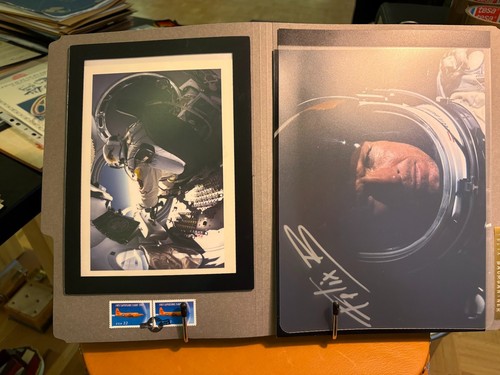Felix baumgartner signed photo - felix,